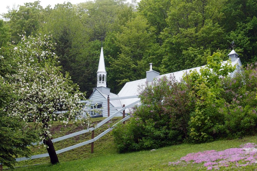 Le Petit Clocher Gite Touristique B & B Saint-Sauveur Luaran gambar