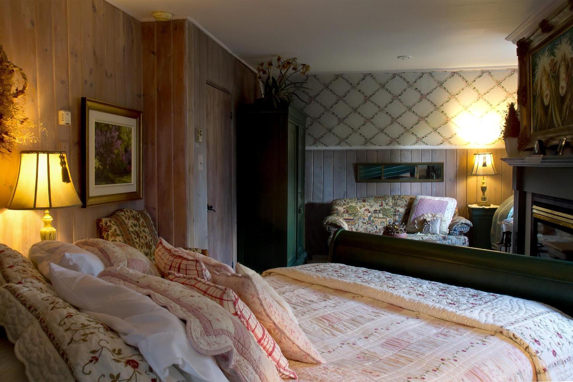 Le Petit Clocher Gite Touristique B & B Saint-Sauveur Bilik gambar