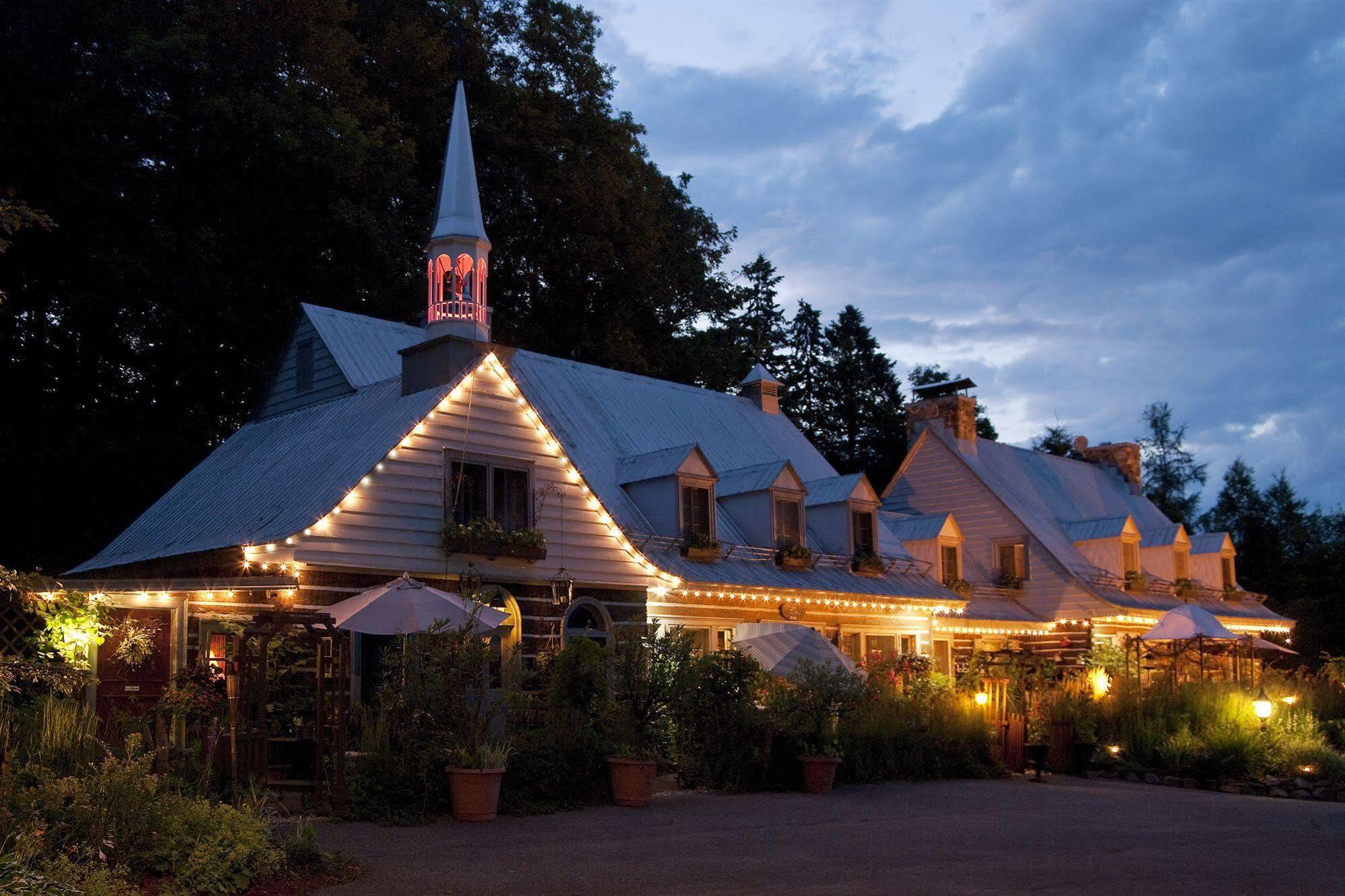 Le Petit Clocher Gite Touristique B & B Saint-Sauveur Luaran gambar