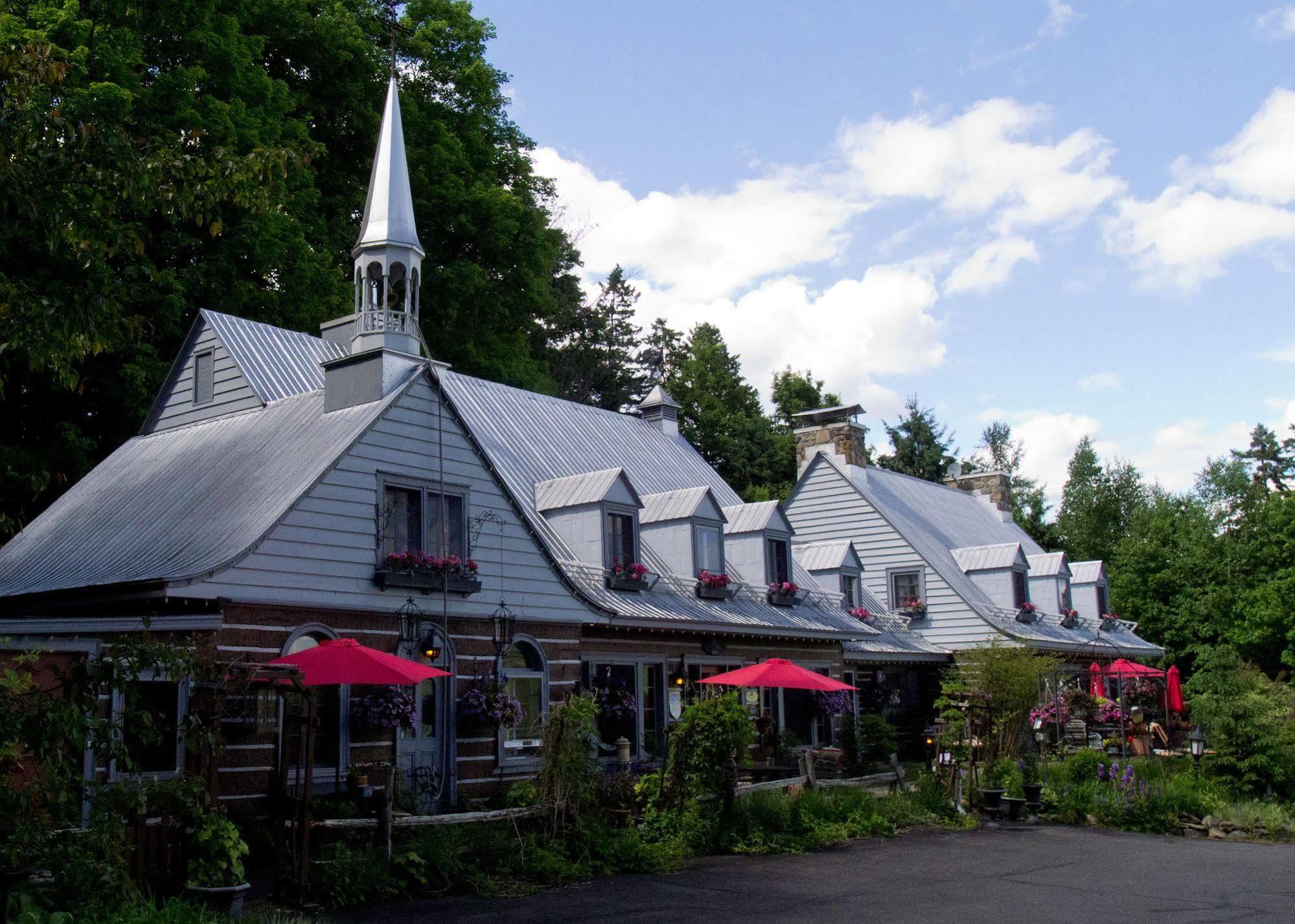 Le Petit Clocher Gite Touristique B & B Saint-Sauveur Luaran gambar